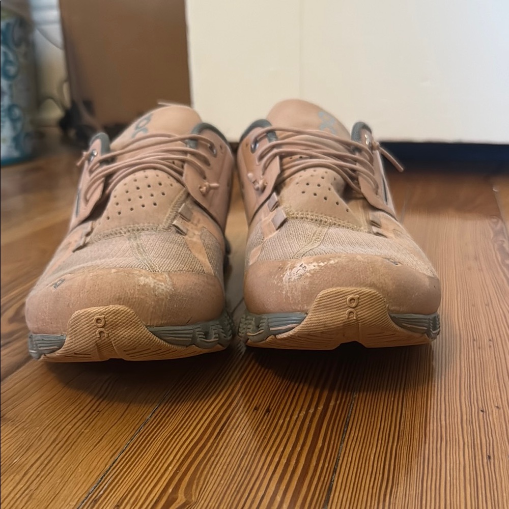 On Running Pink Sneakers with Gray Soles - Picture 6 of 12